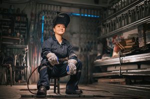 Reasons to Hire Professionals for Welding Services